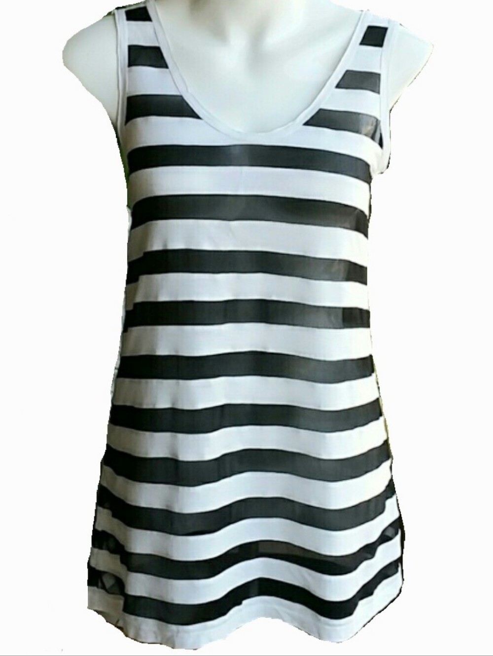 Dallin Chase New York Black White Stripes 100% Silk Knir Jersey Top size Medium